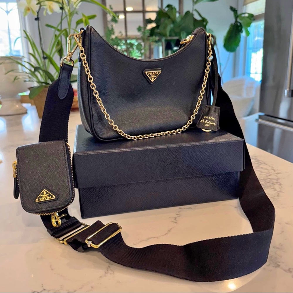 Prada Saffiano 2005 Re-edition Leather Shoulder Bag